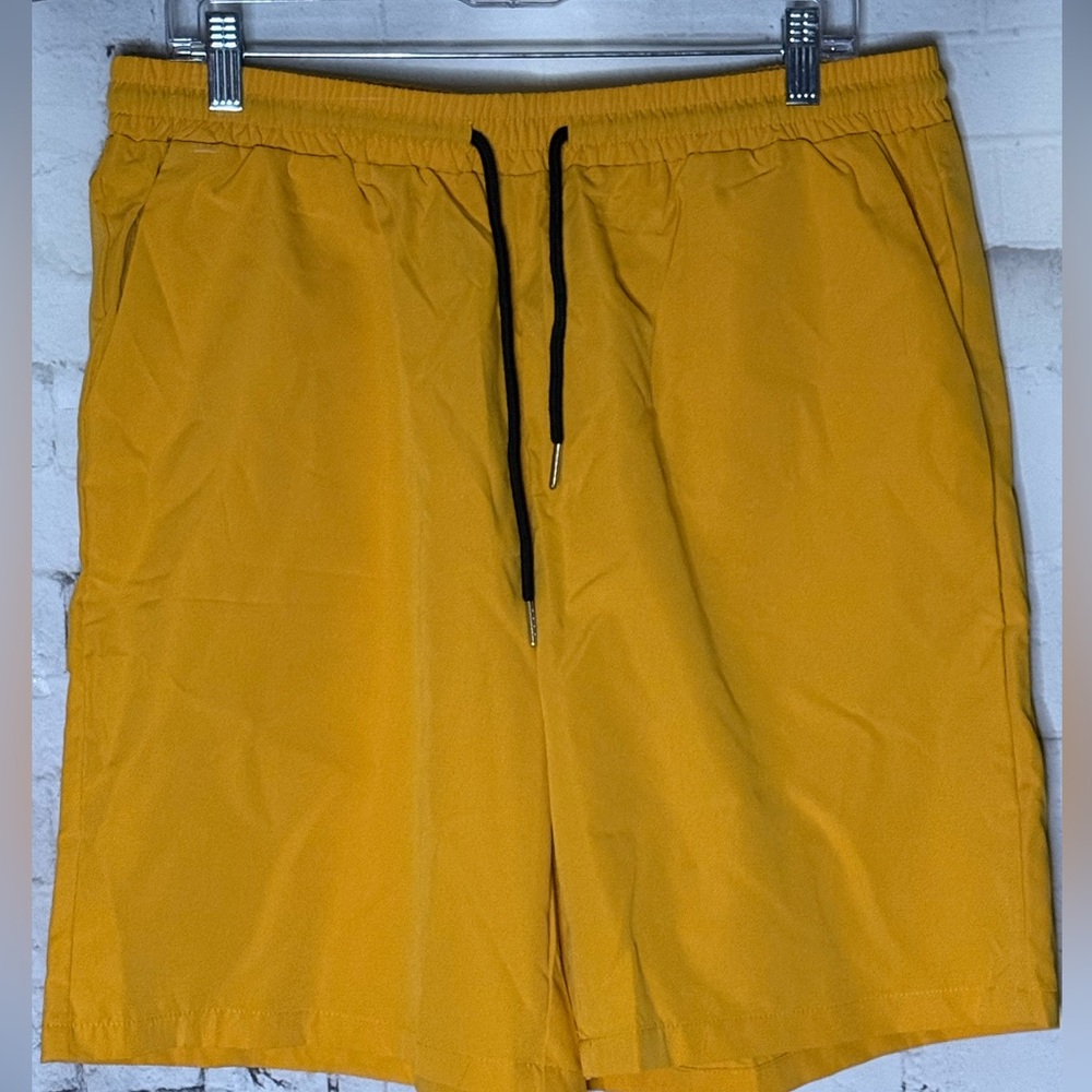 Manfinity Shorts Set - Picture 4 of 16